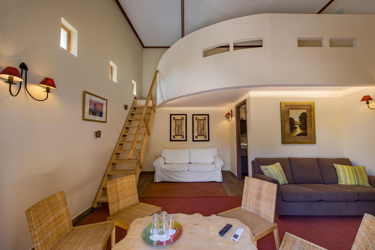 Rocabella Hellinikon Country Hotel 외부 사진
